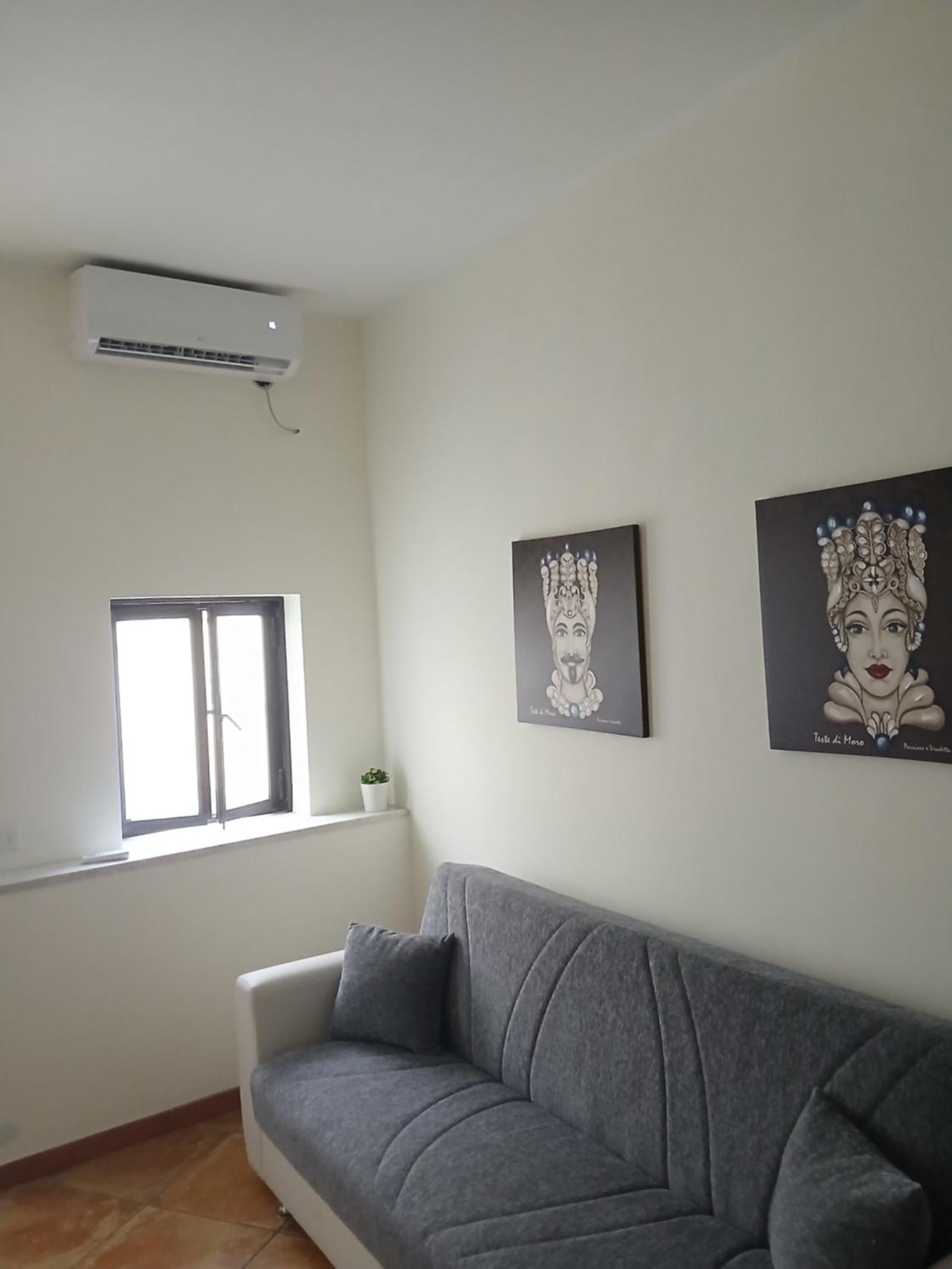Appartamento Fortino House Aeroporto di Catania Fontana Rossa Esterno foto